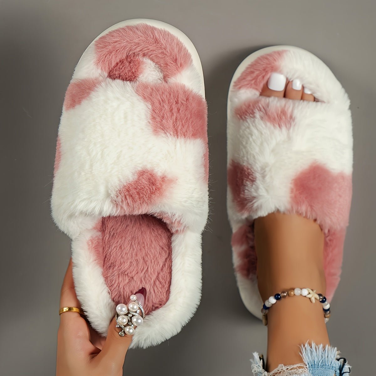 Cozy Fluffy Faux Furry House Slippers - ET