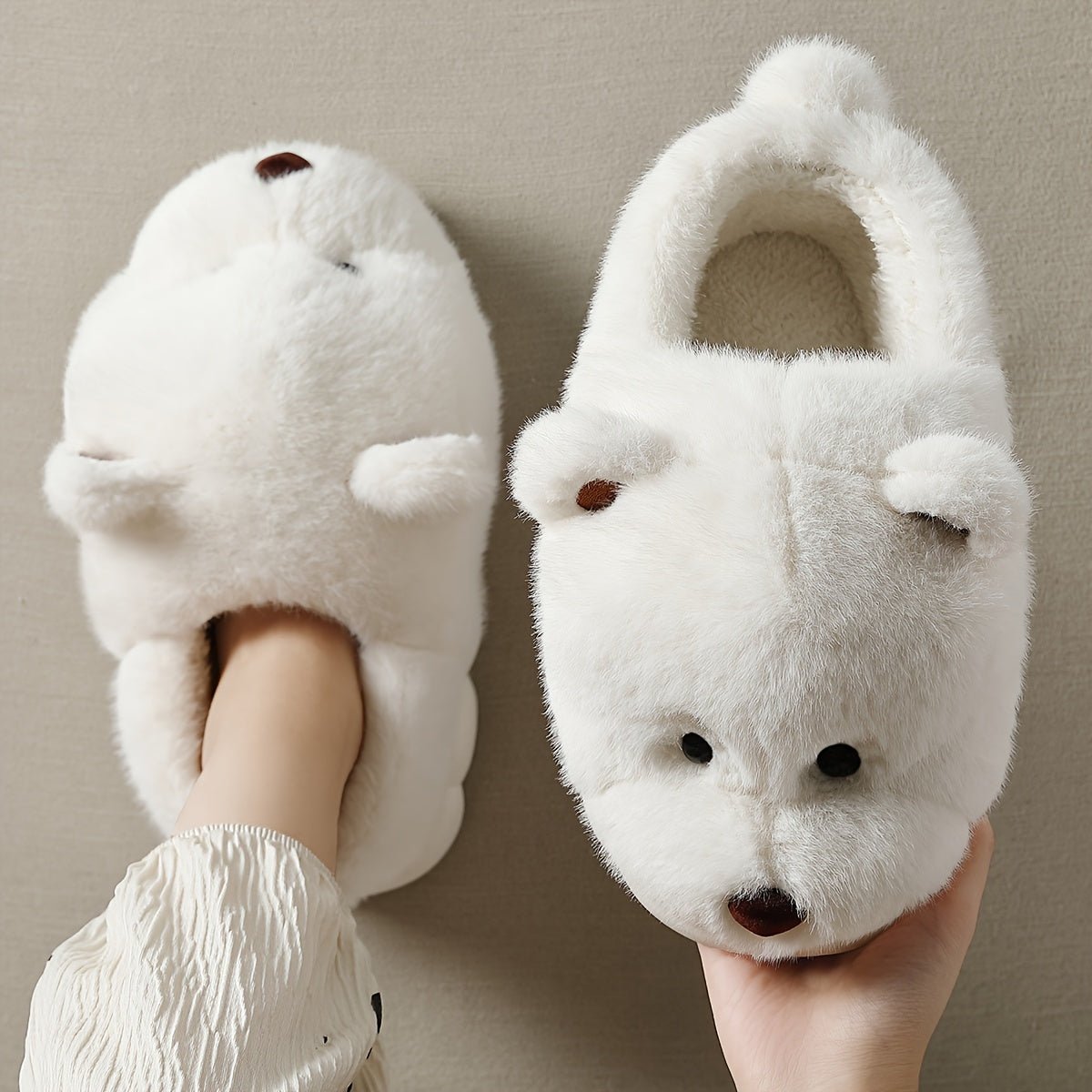 Plush Bear Slippers - ET